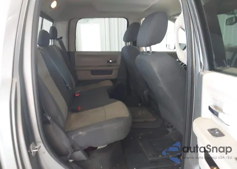 2010 Dodge Ram 1500 Slt/Sport/Trx z USA, uszkodzony, nr VIN 1D7RV1CT3AS239204